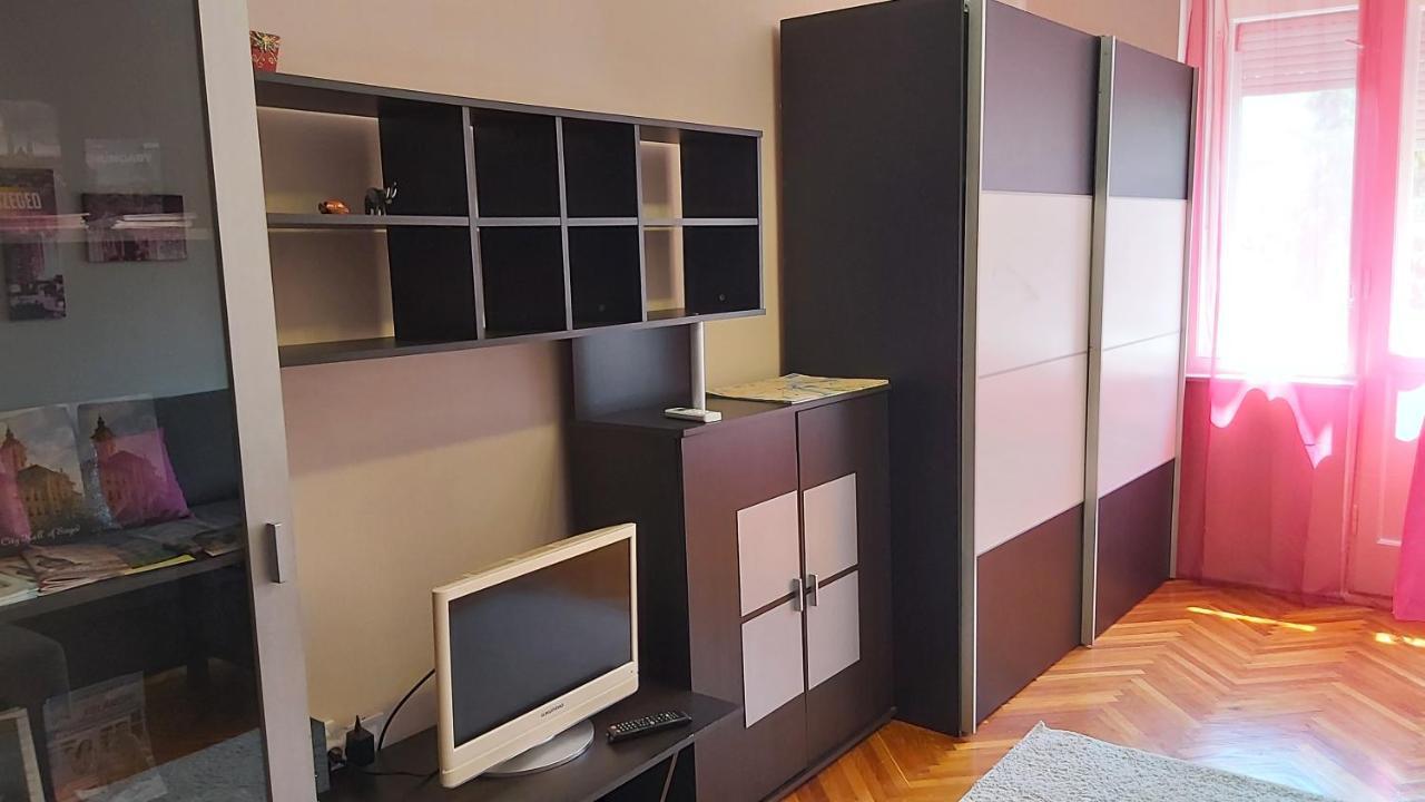 Tisza-Parti Napfeny Apartman Szeged Buitenkant foto