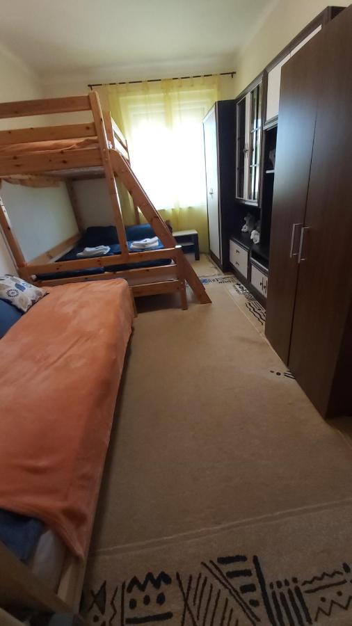 Tisza-Parti Napfeny Apartman Szeged Buitenkant foto